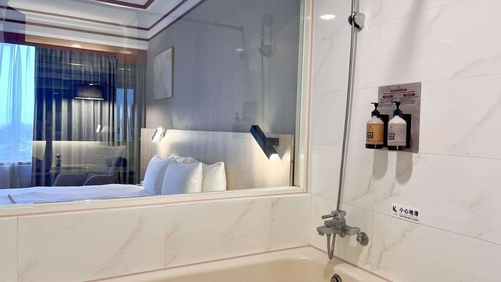 T Hotel Тайчжун Екстер'єр фото